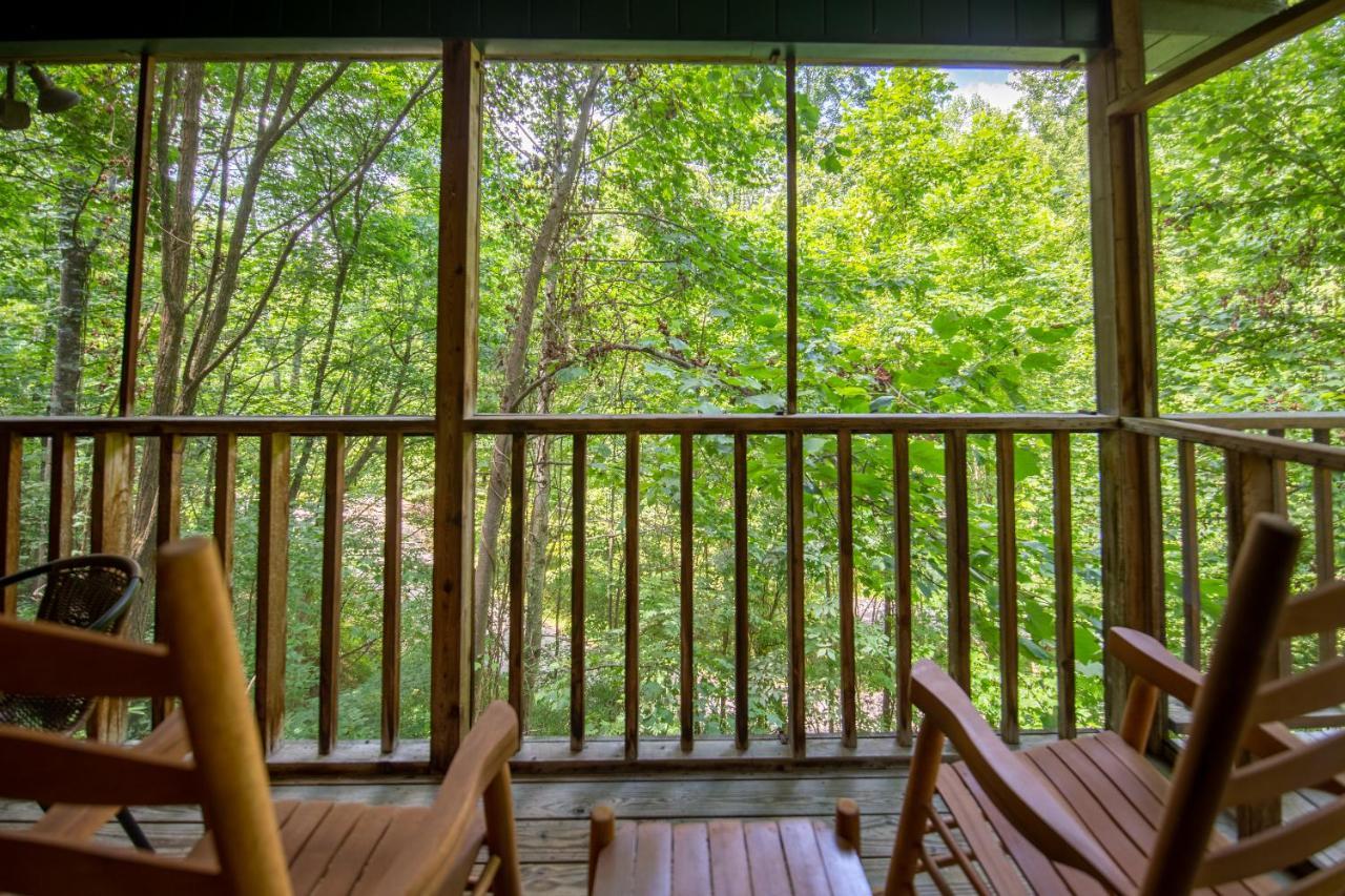 North Ridge Place Brand New Log Cabin With Hot Tub Great Location Sevierville Ngoại thất bức ảnh