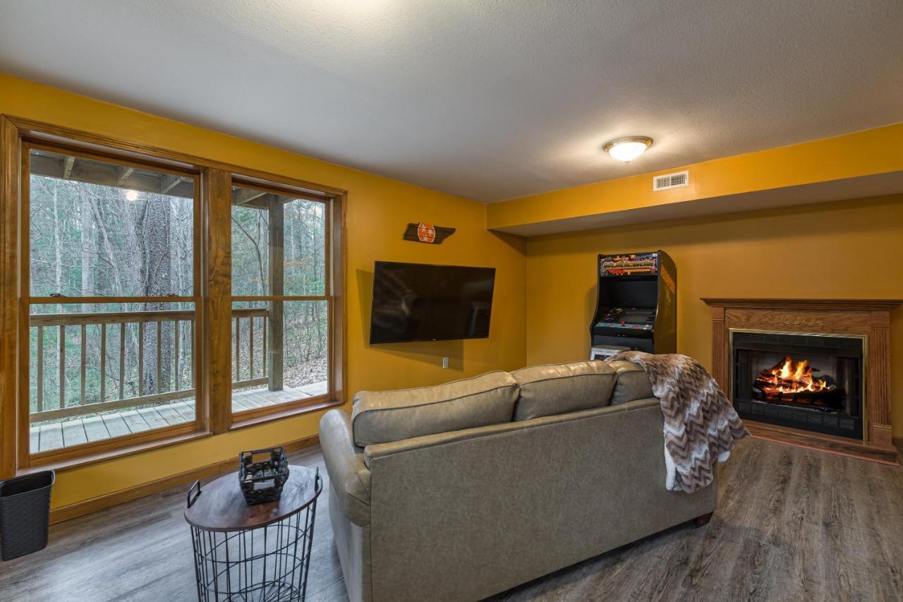 North Ridge Place Brand New Log Cabin With Hot Tub Great Location Sevierville Ngoại thất bức ảnh